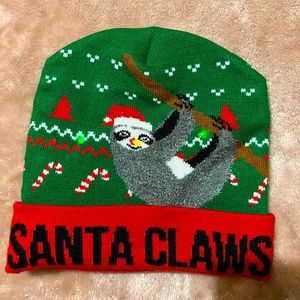❄️🦥🎄 Light Up SANTA CLAWS knitted Beanie Hat Christmas SLOTH snowflakes